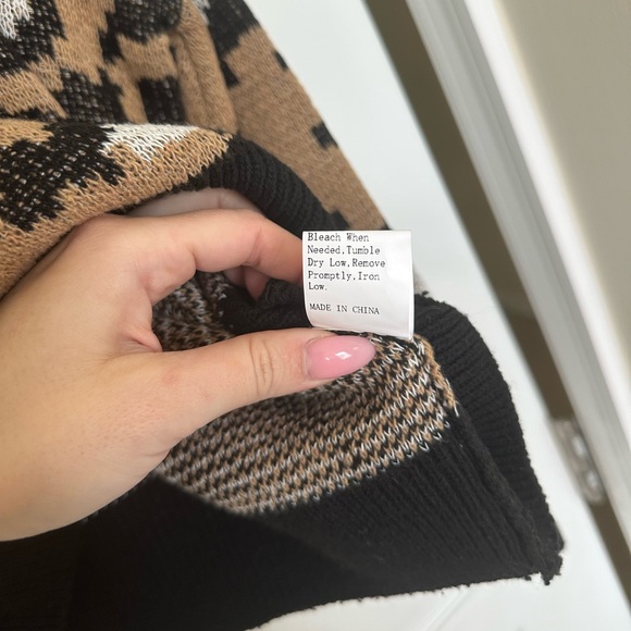 Shein Leopard Print Sweater - Picture 9 of 9